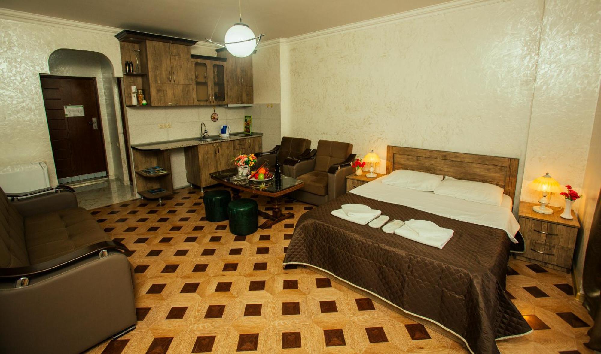 Batumi Royal Apartments Экстерьер фото