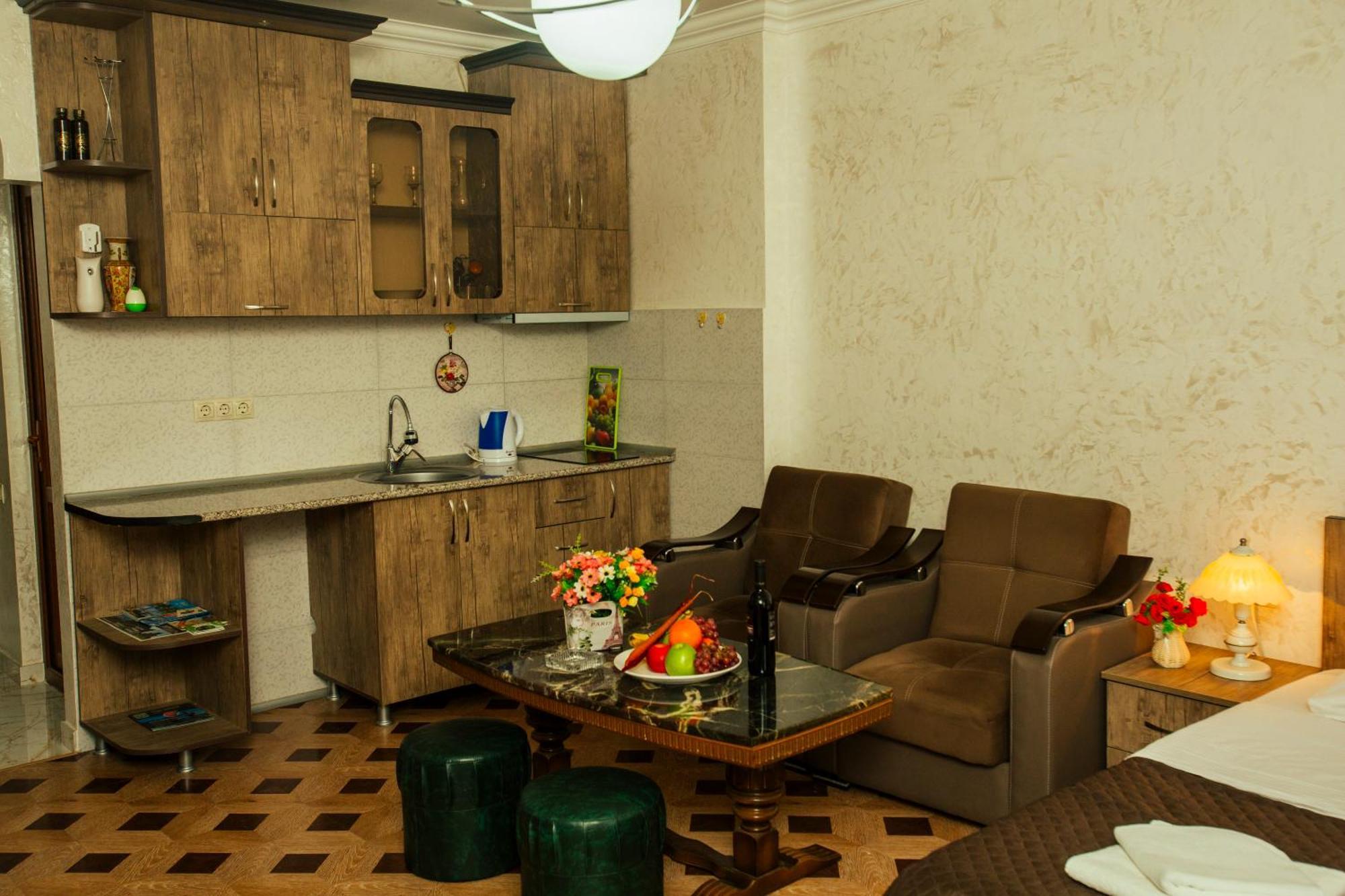 Batumi Royal Apartments Экстерьер фото
