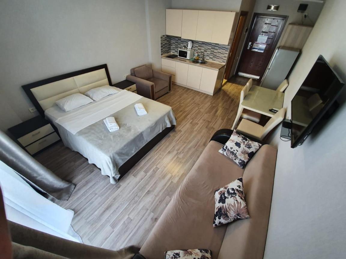 Batumi Royal Apartments Экстерьер фото