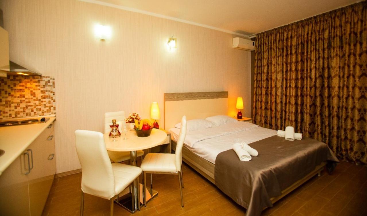 Batumi Royal Apartments Экстерьер фото