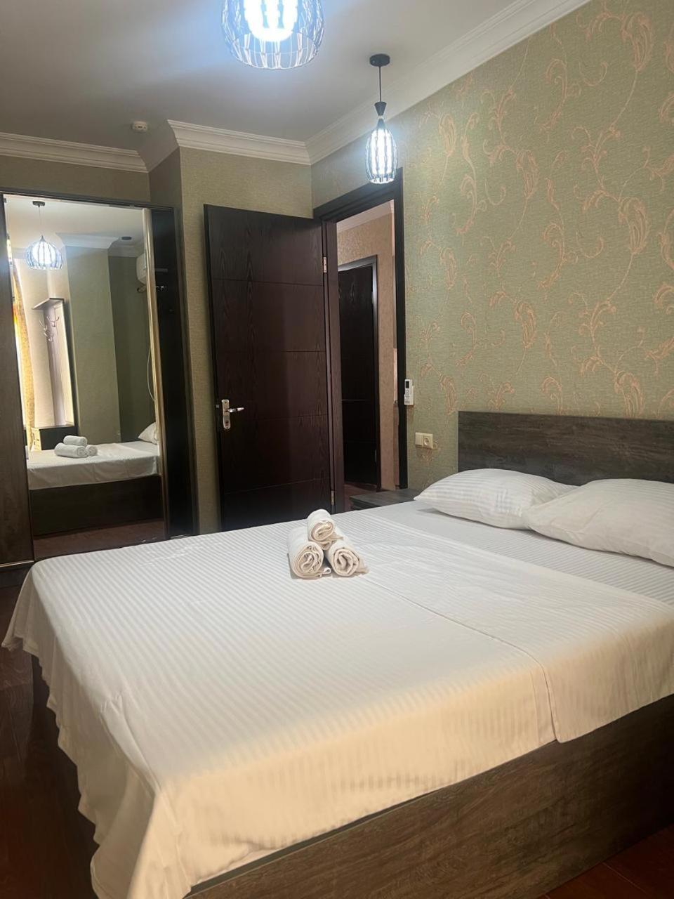Batumi Royal Apartments Экстерьер фото